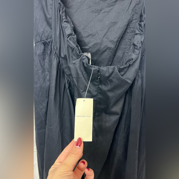 NWT Abercrombie & Fitch Black Dipped Waist Sweetheart Maxi Dress—Size LP - Picture 10 of 11